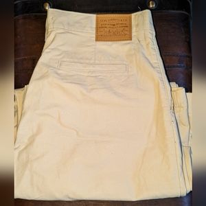 BNWT Levi's Cotton Pants